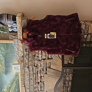 🆕Nicole Miller Reversible Faux Fur Vest